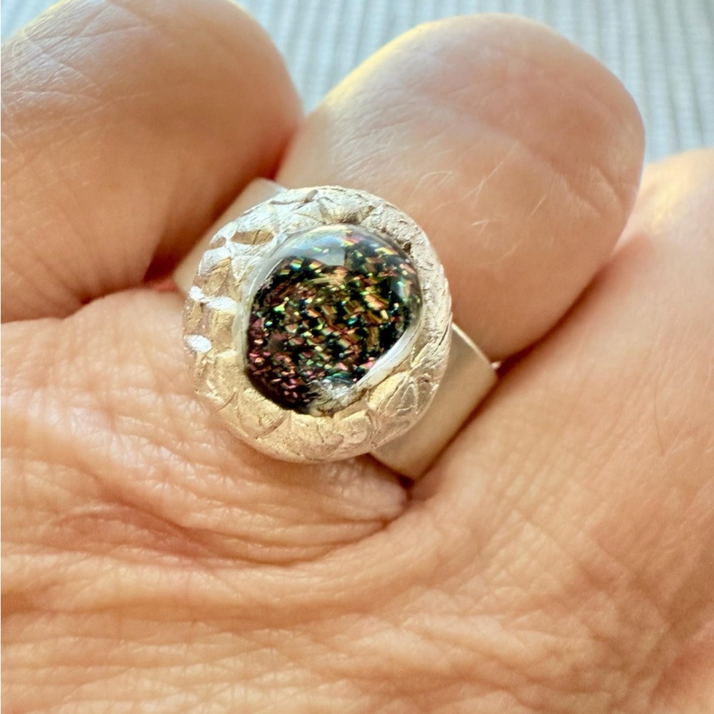Artisan Fine Silver Ring with Sparkling Galaxy Dichroic Glass – Size 5